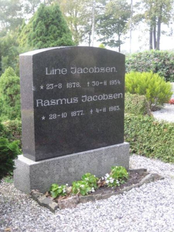 Line Jacobsen .jpg